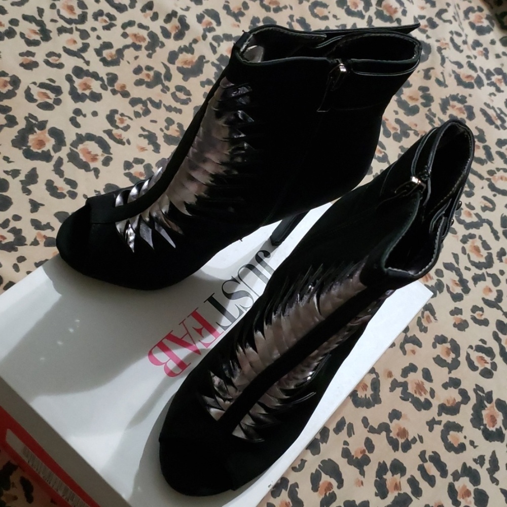 Peep toe heels